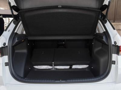 중국 코믹 GT 1.5L 에디션 프리미엄 버전 가솔린 자동차 소형 SUV 109 hp L4 열 수 있는 파노라마 자외선 지붕 판매용