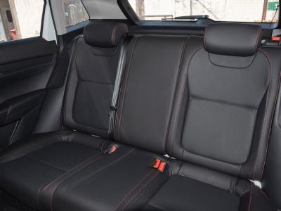 중국 코믹 GT 1.5L 에디션 프리미엄 버전 가솔린 자동차 소형 SUV 109 hp L4 열 수 있는 파노라마 자외선 지붕 판매용