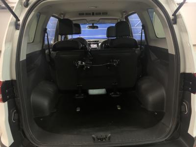 Cina Automobili del compatto MPV della seconda mano 156HP, 45L serbatoio di combustibile sette Seater MPV in vendita