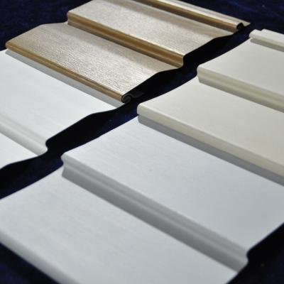 China Revestimiento de vinilo de PVC de textura lisa con revestimiento vertical de PVC resistente a la intemperie en venta