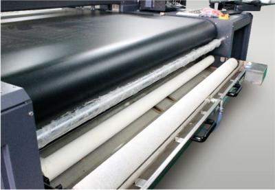 China Impresora multicolora del chorro de tinta de la tela de Digitaces con el calentador del papel de aluminio en venta