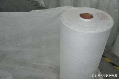 China Disposable Pp Non Woven Fabric Fluid Resistant White Color 10 - 200gsm Basic Weight for sale