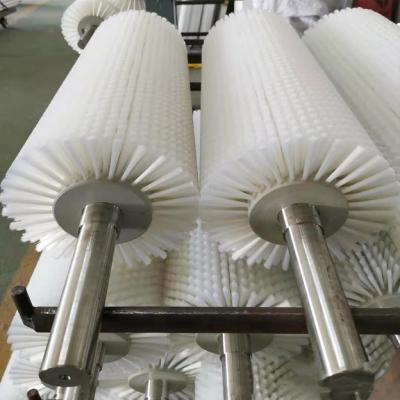 China Industrial Cylindrical Metal Roller Brush Microfiber For Conveyor Dusting for sale