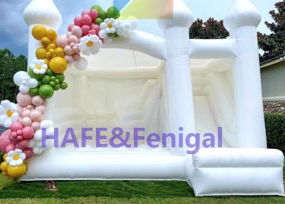 China Tätigkeits-Hochzeits-aufblasbares springendes Schloss-Pastellschlag-Haus weißes PVC zu verkaufen