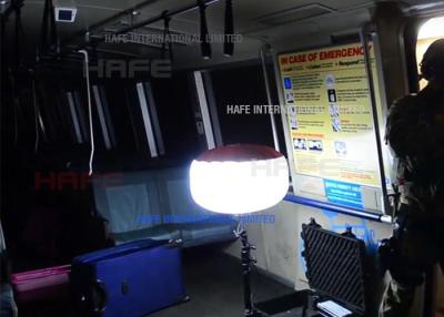 China Ilumine el reflector llevado 500 W recargable portátil con la lámpara del halógeno del trípode Sun1000R en venta