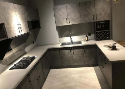 China Scratch Resist Honed Finish Quartz Stone Flooring For Kitchen / Bathroom for sale