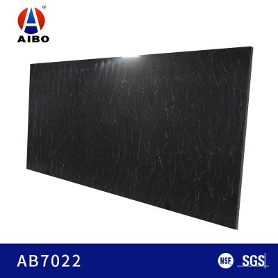 China Quartzo 18MM preto de imitação de mármore de Calacatta com as veias brancas minúsculas à venda