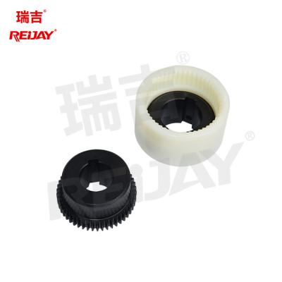 China 90L Nylon Sleeve Gear Coupling Lubricated Motor Pump Coupling for sale