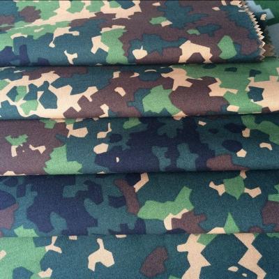 China Polyester Rayon Uniform Stof Poplin TR 65 35 Camouflage 150 gm Te koop