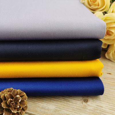 China 220gsm Twill 2/1 Chef Uniform Fabric With Wrinkle Resistance for sale