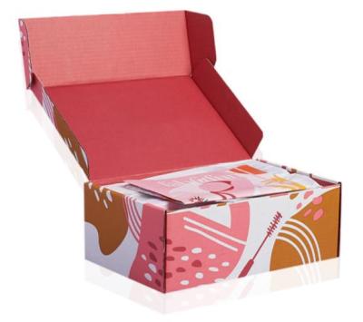 China CMYK compensó las cajas de empaquetado de los CDR ropa, cajas de EVA Blister Colored Corrugated Mailing en venta