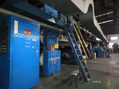 Chine Shaftless usine ondulée automatique 100m/Min~250m/Min de boîte de 3 plis à vendre