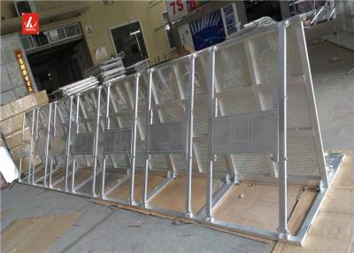 China 6082 - T6 Aluminum Folding Crowd Control Stands / Hand Barrier For Sports Event for sale
