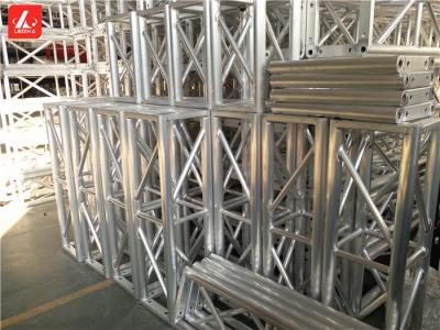 Chine Argent de bottelage de boulon de 6082 biens de botte d'étape extérieure carrée en aluminium de concert à vendre