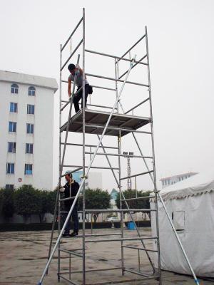 China Concert Engineering Frame Layer Truss Folding Work Ladder With Wheel for sale