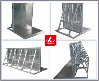 Cina barriera di alluminio dello stadio di piegatura della barriera di controllo di folla di altezza di 1.2m per gli eventi in vendita