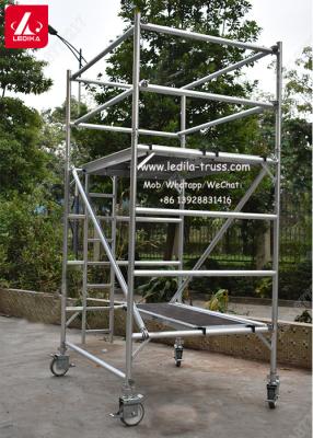 China da plataforma móvel de alumínio removível da torre do andaime da altura de 2.7m escada de trabalho à venda