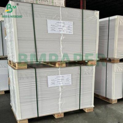 中国 38g 40g Food Grade White Greaseproof Waxed Paper For Wrapping Burgers 販売のため