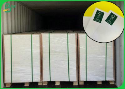 China Resistente duro/rollo enorme del papel de Kraft de agua para la bolsa de papel de embalaje en venta