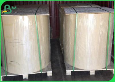 Cina La carta kraft patinata PE resistente 90cm dell'acqua 40gsm Arriva a fiumi Brown & il bianco in vendita