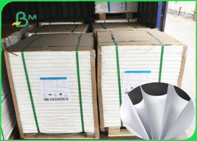 Chine Papier blanc libre d'Offest en bois de FSC 53G 60G 70G/papier vergé pour imprimer ou écrire à vendre