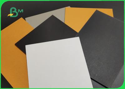 China Placa de papel cinzenta 2.0mm sem revestimento alta da dureza 1.5mm 1.8mm para fazer caixas à venda