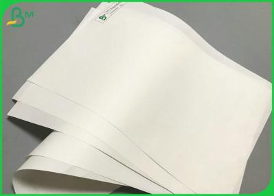 China Rollo blanco fuerte Kraft de los bolsos de la harina de la Virgen del papel blanqueado del papel 80g 100g en venta
