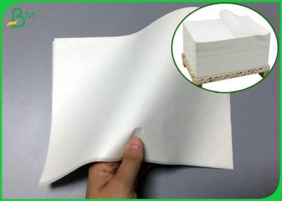 中国 30g 40gの湿気物質的な紙袋のための防止MG白いクラフト紙 販売のため