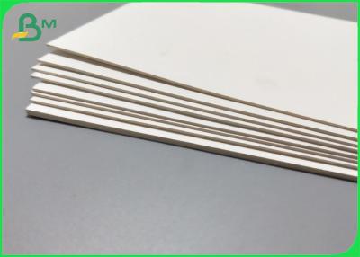 China Virgin Wood Pulp Water Absorbing Paper Board Small Sheet Size 1.4MM / 1.6MM for sale