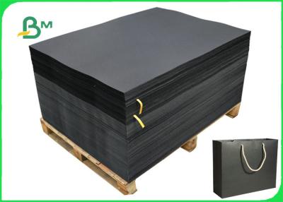 China 110gsm 150gsm Black Cardboard For Gift Wrapping Hard Stiffness 79 x 109cm for sale