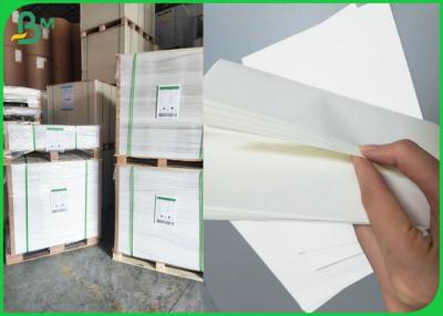 Chine preuve synthétique de larme de papier de polyester de 100um 130um 150um faisant la carte de Noël à vendre