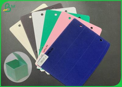 Κίνα 2 - 3 ζαρωμένο χαρτόνι χρώματος φλαούτων στρώματος Ε Φ για το κιβώτιο συσκευασίας δώρων προς πώληση