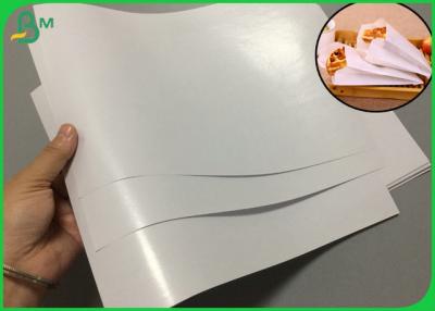 Chine le PE de 80gr 100gr a enduit la graisse de livre blanc résistante pour des sacs en papier de restaurant à vendre