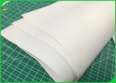 Chine 65 * 100 feuilles enduites brillantes de haut de cm Art Board Paper 100GSM 130GSM à vendre
