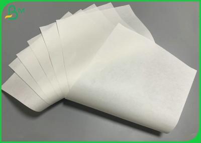 China la anchura 10g PE de los 35cm cubrió Kraft blanco 50gsm de papel para hacer el bolso del pan en venta