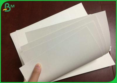 Chine PE de papier de Matt de revêtement de petit pain de Cupstock de PE de la blancheur 240gr +18g de 98% pour la tasse de papier à vendre