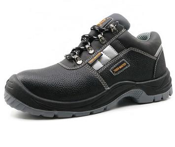 China PPE Waterproof Steel Toe Cap Trainers Oil Resistant Anti Static PU Leather for sale