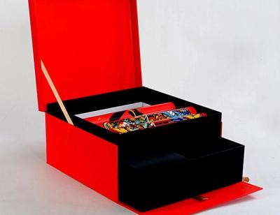 China Luxury Rigid Slide Cardboard Drawer Gift Box Black And Red With Foam Insert for sale