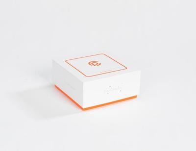 Chine L'annonce ondulée blanche carrée enferme dans une boîte les boîtes de petite taille d'annonce de carton à vendre