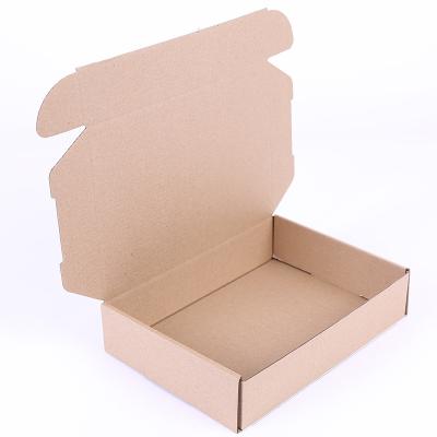 China 350g Kraft Corrugated Paper Boxes Transparent Gift Box for sale
