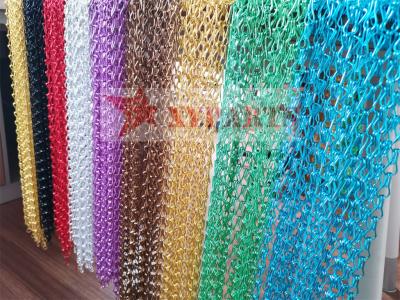 China A tela decorativa da mosca anodizou a cortina de alumínio da corrente à venda