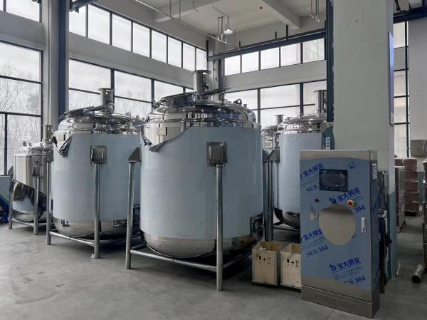 Quality Heating Chemical Blending Tanks Custom Gear Lubricant Oil Making Machine for sale