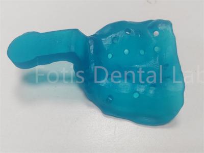 中国 安全で無毒な上部または下部の歯の漂白用トレイ 高柔軟性 販売のため
