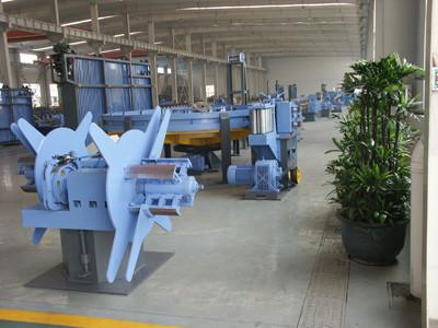 China Meubilairbuis die Machine met Hydro Testend Eind maken die Staal onder ogen zien Te koop