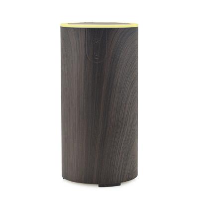China 10-20ml/H Portable House Humidifier , ISO9001 Round Essential Oil Diffuser for sale