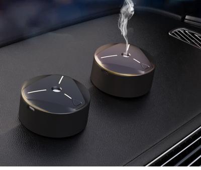 China 30ml Rechargeable Ultrasonic Cool Mist Mini Personal Humidifier For Car for sale