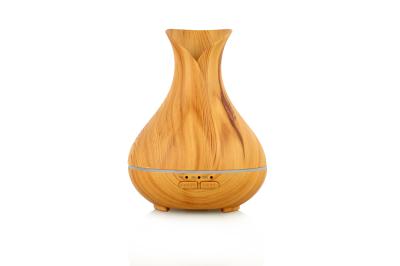 China Mini Portable Ultrasonic Wood Grain Aromatherapy Diffuser for sale