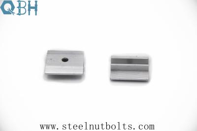 China Anodizing Aluminum 6005-T5 SS 304 Middle Clamp For Photovoltaic Field for sale