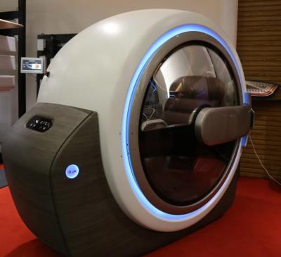 China Terapia de oxígeno hiperbárico grande de la ventana de la cámara hiperbárica del oxígeno del hogar de O2arK para los atletas en venta