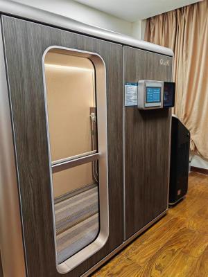 China Sitting Hyperbaric Oxygen Chamber Treatment Hyperbaric Chamber For Surgery Healing for sale